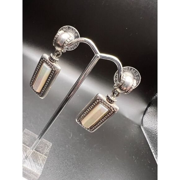 Premier Designs Inset Dangle Earrings - Picture 2 of 5